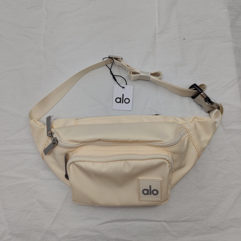 ALO Yoga Explorer Convertible Pack | 3L Nylon Waist Bag